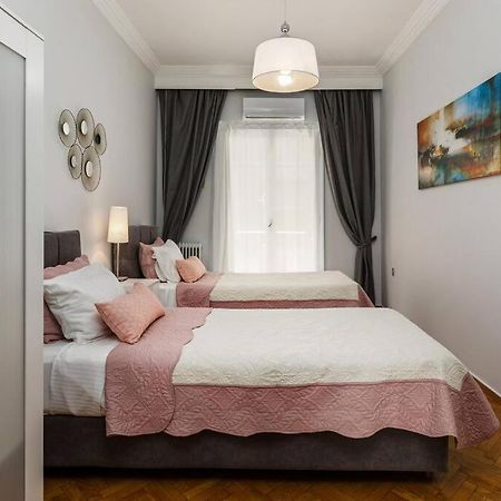 Best Location 3 Bedroom Apartment With View テッサロニキ エクステリア 写真