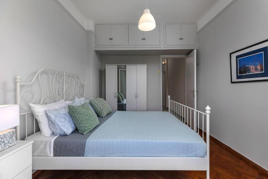 Best Location 3 Bedroom Apartment With View テッサロニキ エクステリア 写真