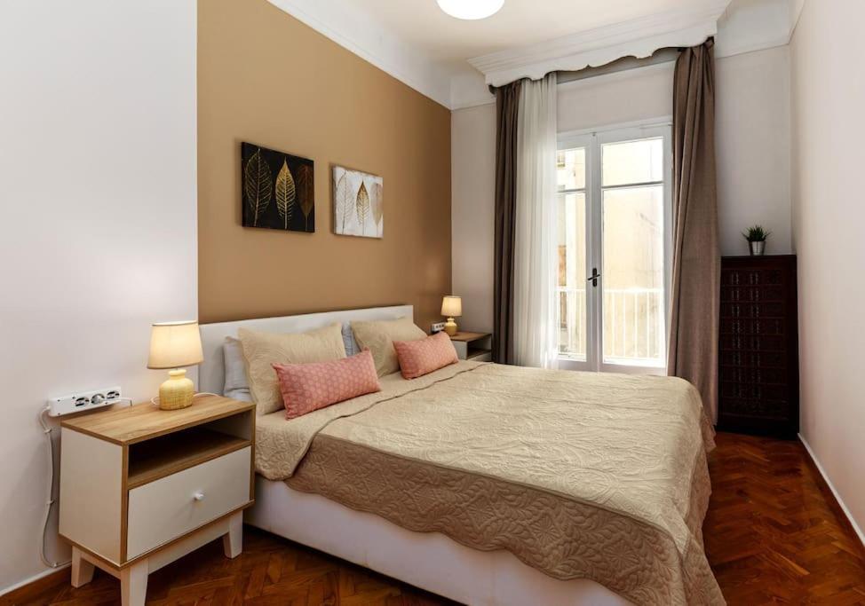 Best Location 3 Bedroom Apartment With View テッサロニキ エクステリア 写真
