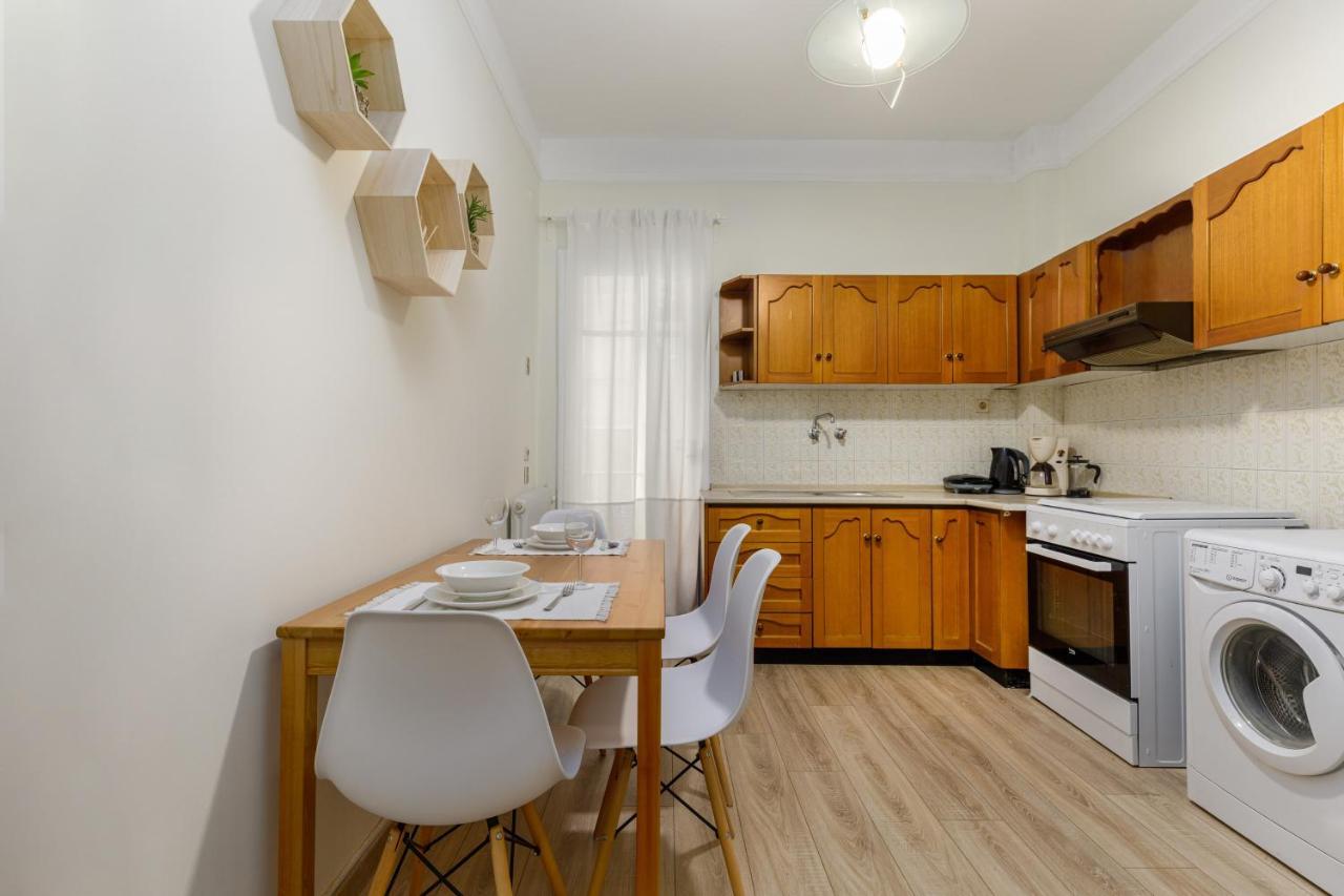 Best Location 3 Bedroom Apartment With View テッサロニキ エクステリア 写真